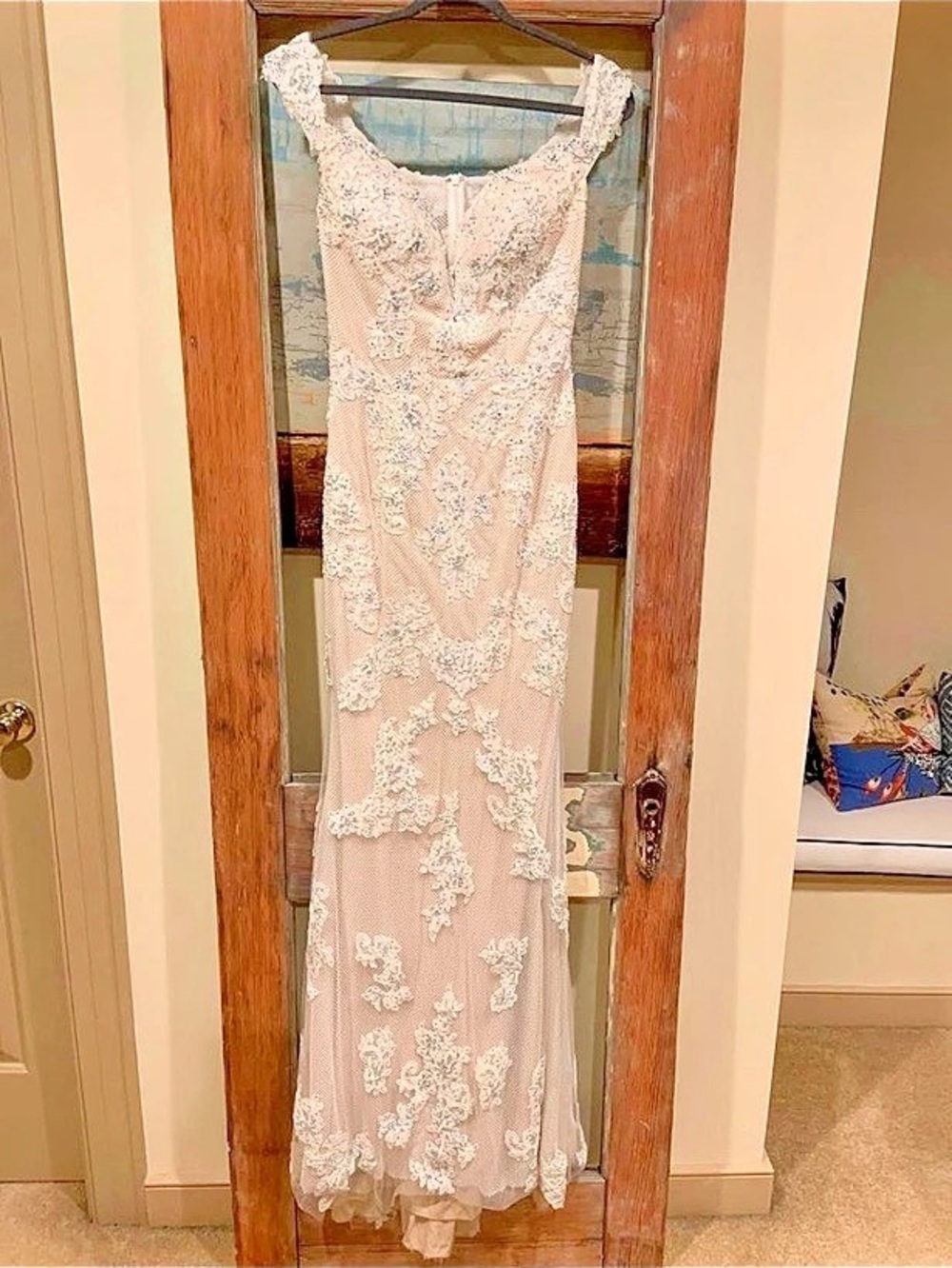 Floral Lace Wedding Maxi Dress in white/cream color Like New